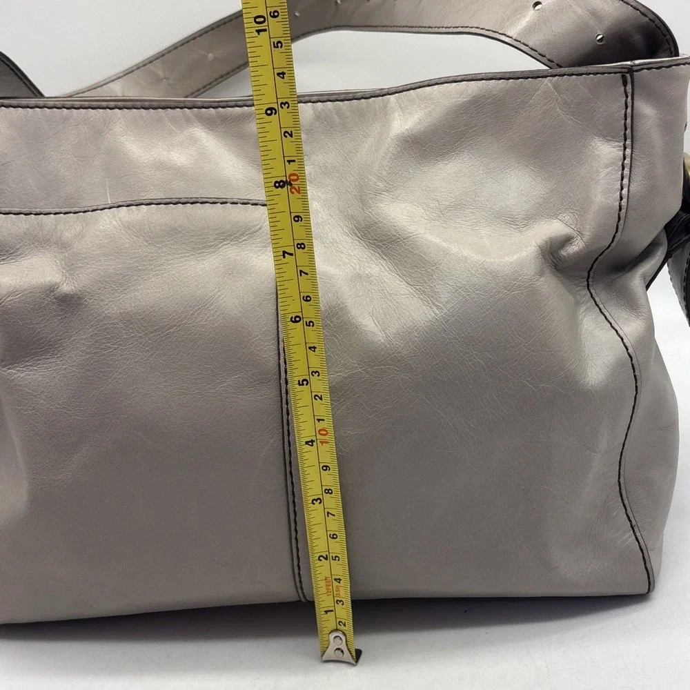 HOBO Int'l Render Shoulder Bag In Polished Leather Light Gray EUC